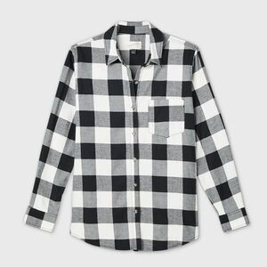 Universal Thread Long Sleeve Button Up Shirt